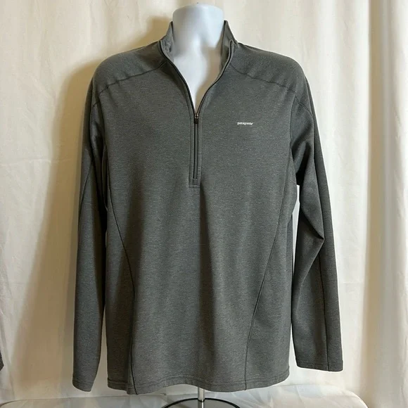 Patagonia Men’s Size Large Dark Gray Pullover Long Sleeve Partial Zip T-shirt - Picture 1 of 3